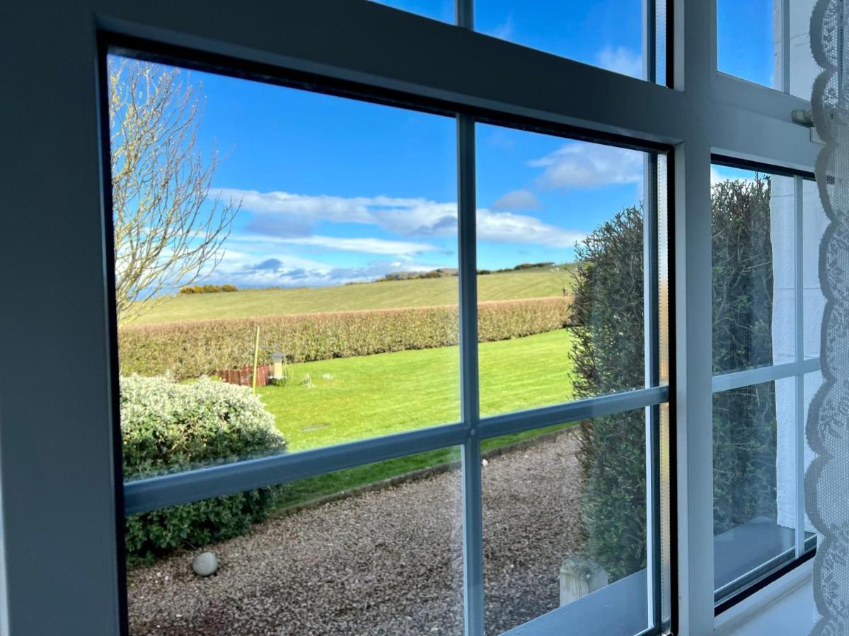 Tornaroan Cottage Ballycastle Εξωτερικό φωτογραφία